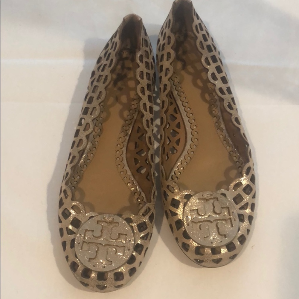Rare Tory Burch ‘die cut’ Metallic Revas!